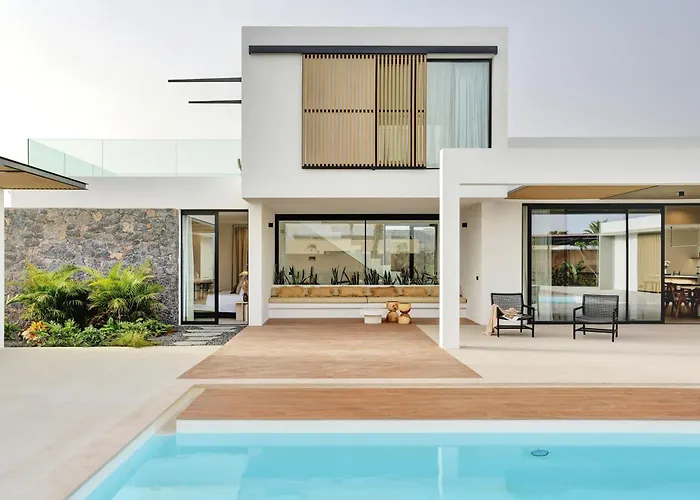 Villa Mar De Lucia By Aura Collection