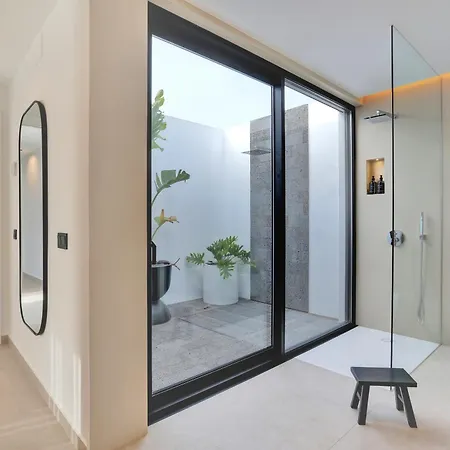 Villa Mar De Lucia By Aura Collection