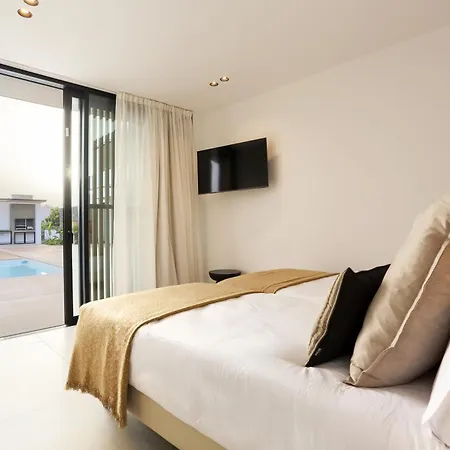 Mar De Lucia By Aura Collection Villa