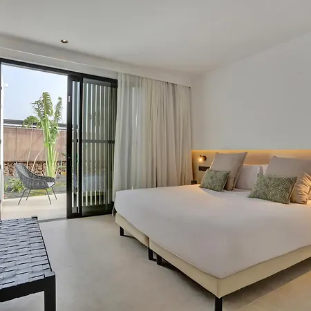 Villa Mar De Lucia By Aura Collection